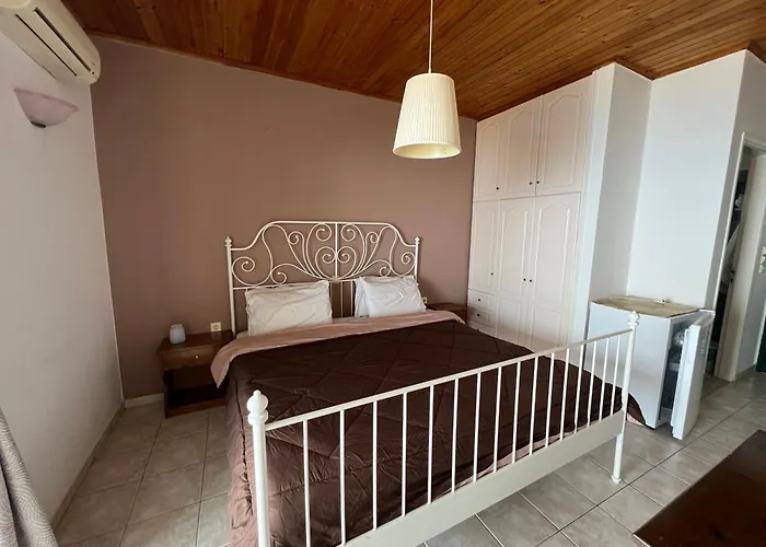 La Casa D' Irene (adults Only) 3* Айос-Никитас