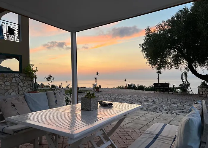 La Casa D' Irene (adults Only) Гостевой дом 3*