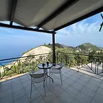 Gæstehus La Casa D' Irene Áyios Nikítas