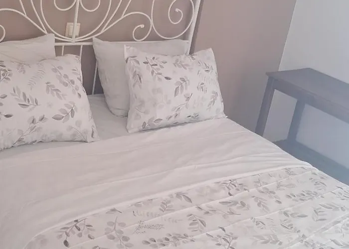 La Casa D' Irene (adults Only) בית הארחה