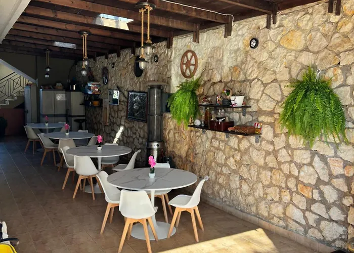La Casa D' Irene (adults Only) בית הארחה 3*